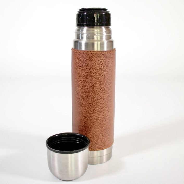 Stainless steel insulated bottle with leather cover - 0,7 litre