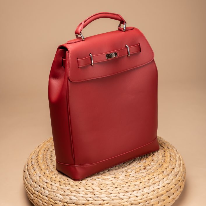 Estate leather bag handcrafted in France with elegant top handle and classic design