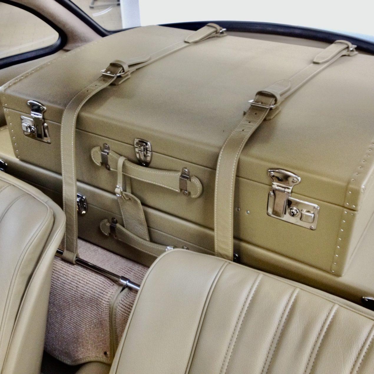 set of 2 Suitcase Mercedes 300SL gullwing Baisch style leather 1068 BRABUS classics
