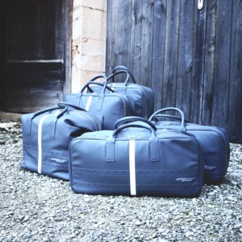 Ferrari 488 Pista ショルダーバッグ Ferrari 488 Pista Spider - Made to Measure - Laurent Nay Maroquinerie