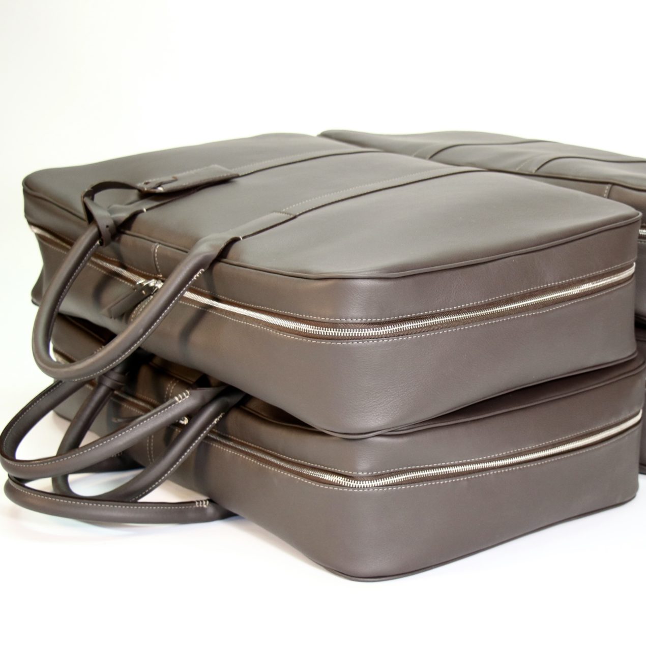 812 GTS luggage Poltrona Frau leather Ardesia SC29 Schedoni