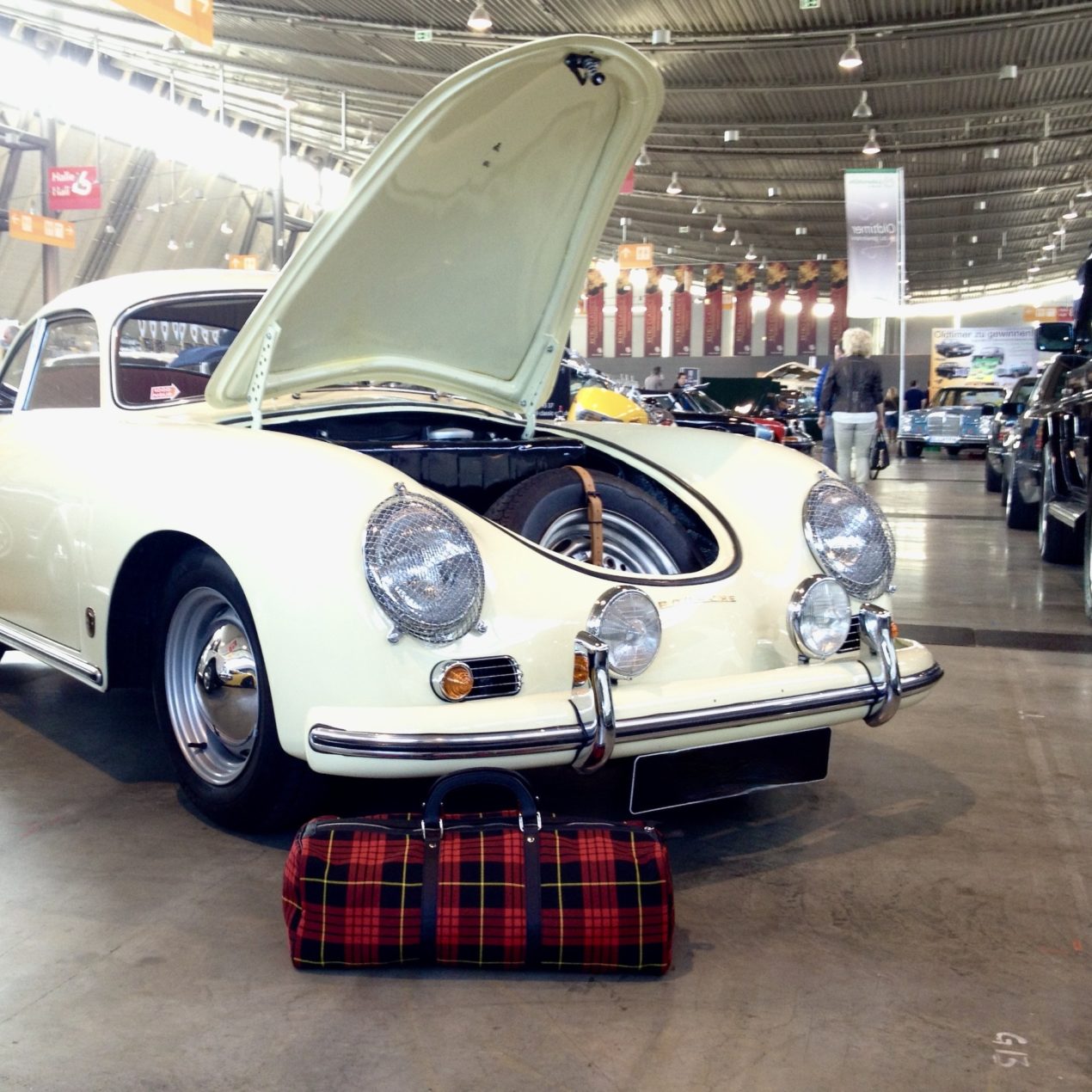 Plaid canvas luggage Mac Queen Modern tartan for trunk compartment Porsche 356 A BT5 White