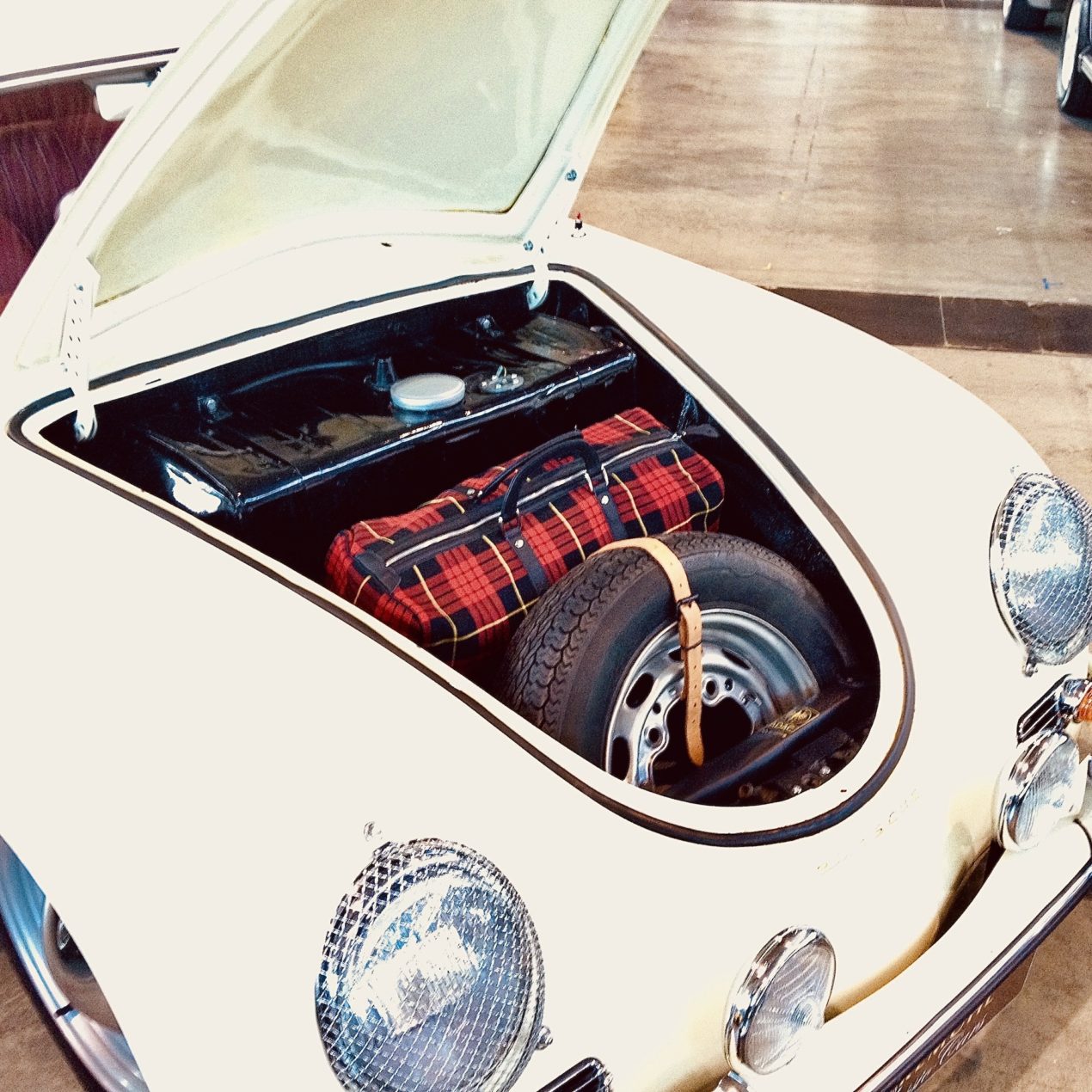 Plaid canvas bag fMac Queen Modern tartan or trunk compartment Porsche 356 A BT5 white