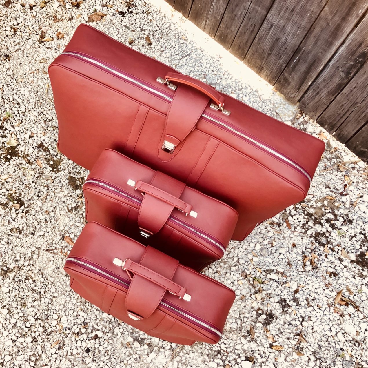 Porsche 356 B C leather suitcase and bag behind auxiliary seats, under front hood, Original Factory Accessories Laurent Nay Maroquinerie