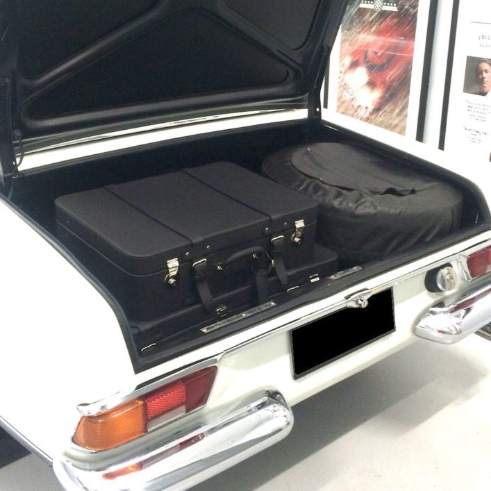 Suitcase in a boot trunk Mercedes-Benz Pagoda W113 Made to measure